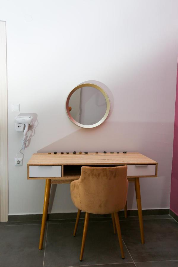 Stella Boutigue Rooms Néa Péramos 外观 照片